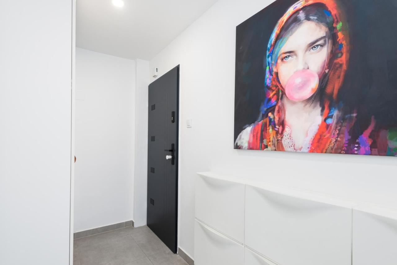 Kairos Apartments - Valdi - Darmowy Parking, Widok Na Spodek, Scisle Centrum, كاتوفيتسه المظهر الخارجي الصورة